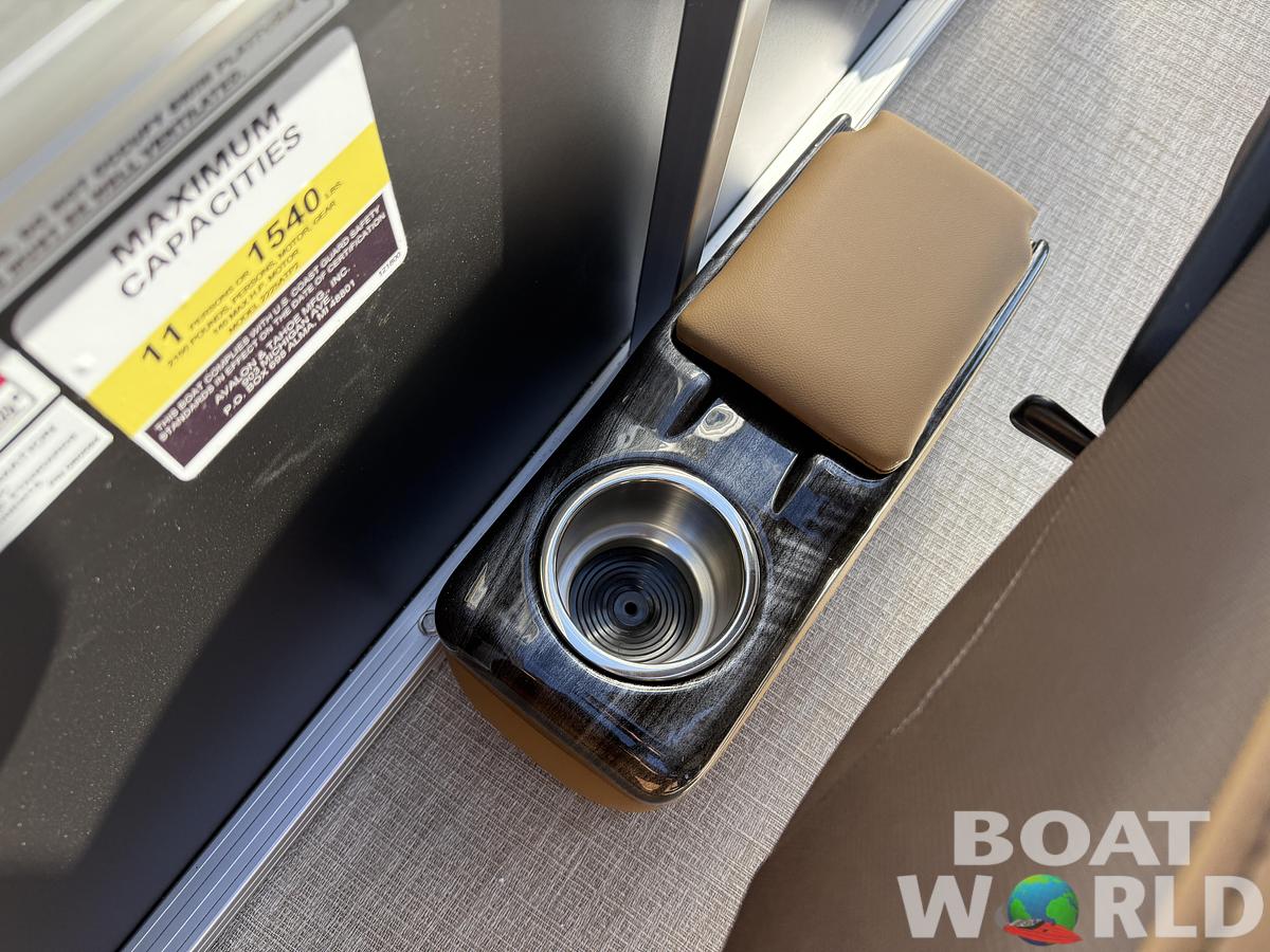 2026 Tahoe Pontoons Sport 23' Fish & Cruise & Honda 4-Stroke EFI