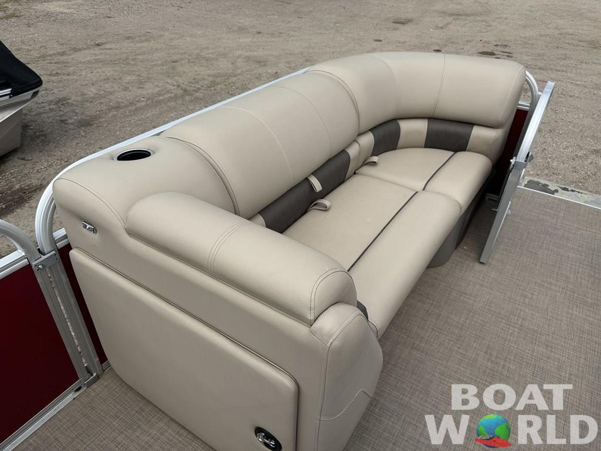 Used 2023 Sun Tracker Party Barge® 20 DLX