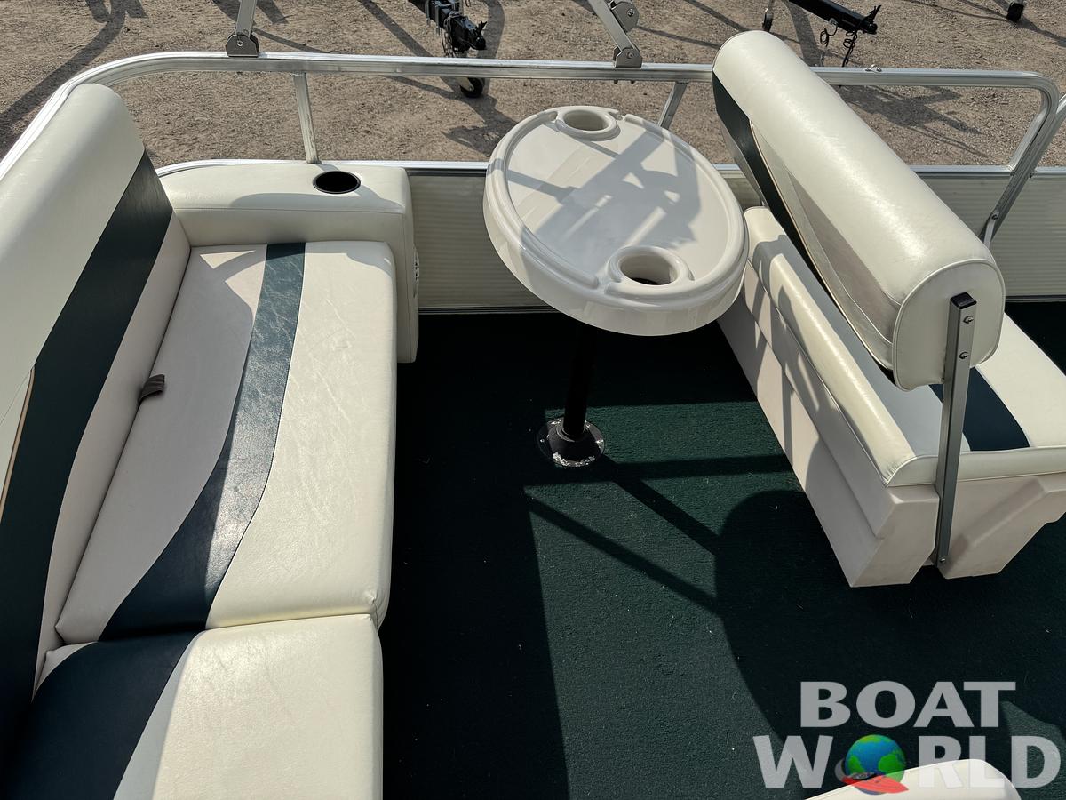 Used 1999 Lowe Suncruiser Malibu 180