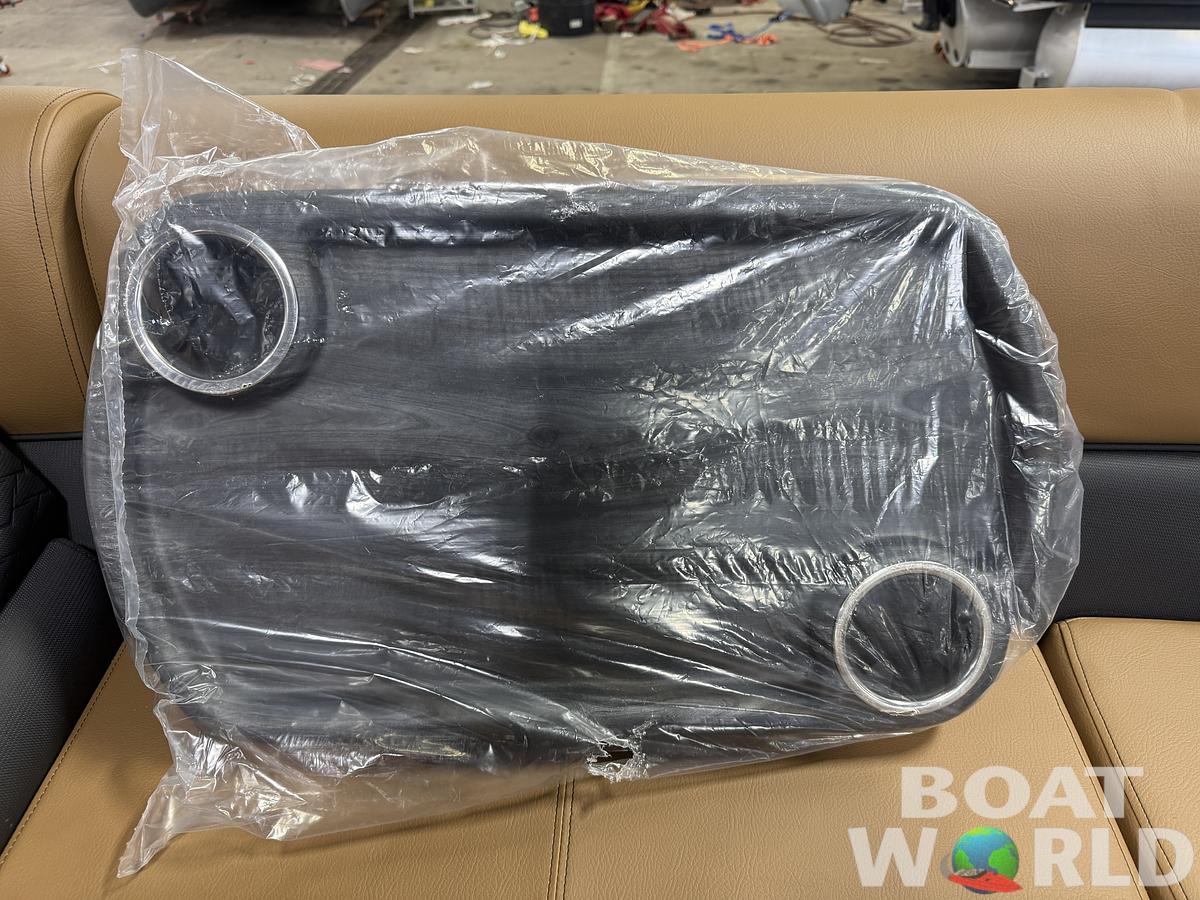 2026 Bentley Pontoons Elite 223 Admiral Quad Lounge Tritoon