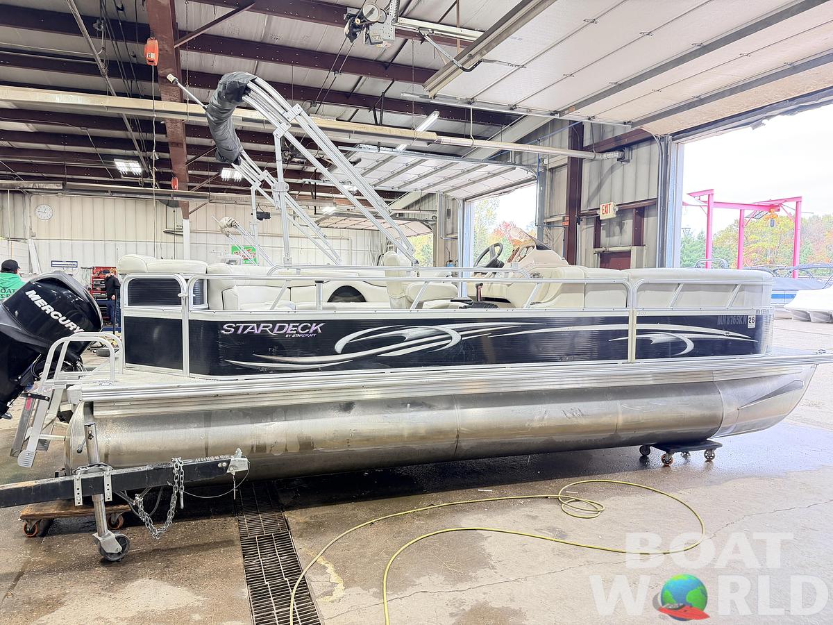 Used 2010 Starcraft StarDeck 8522 & 50HP Mercury 4Stroke -$14,995