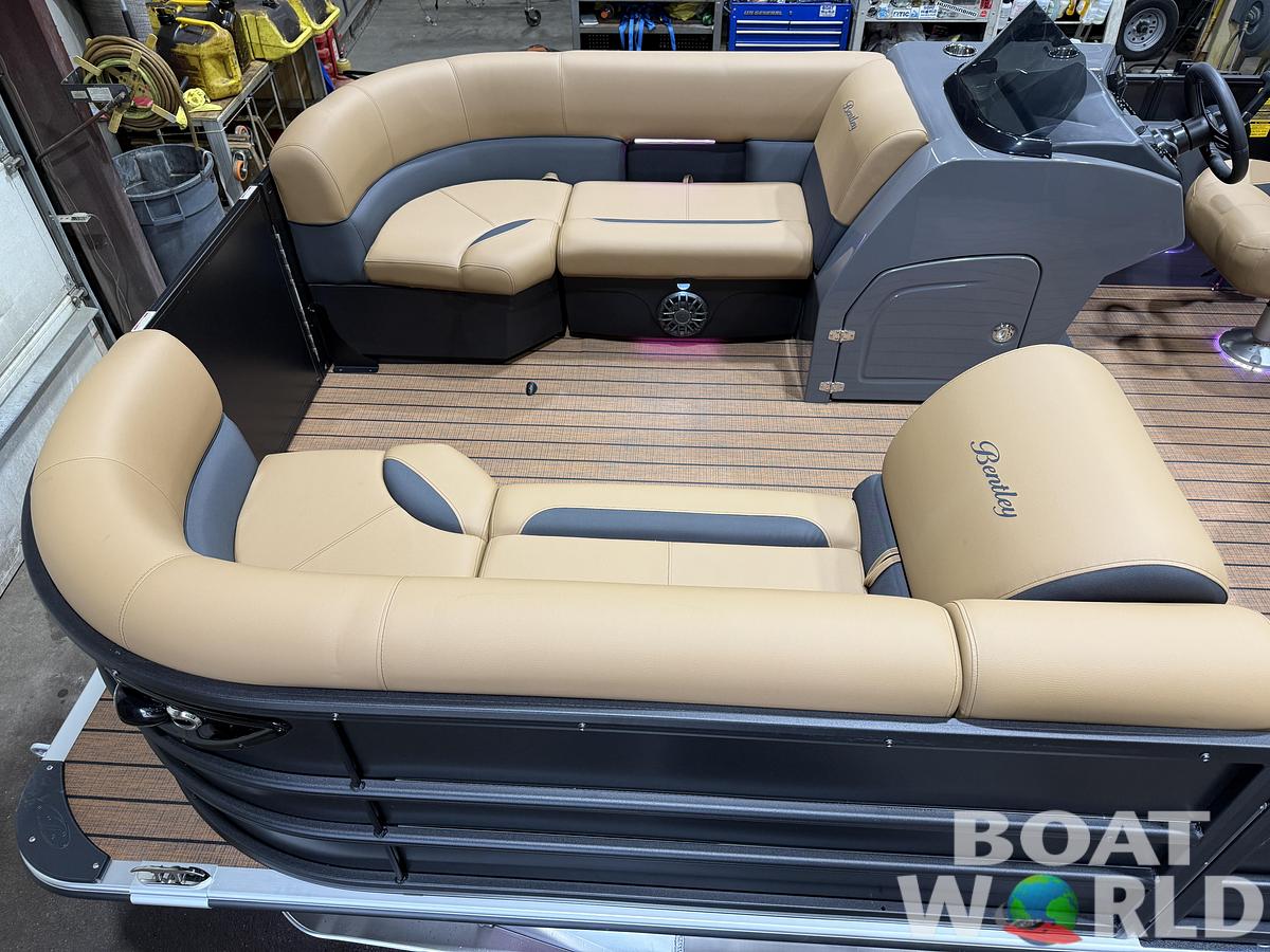 2027 Bentley Legacy 220 QSB Swingback $46995