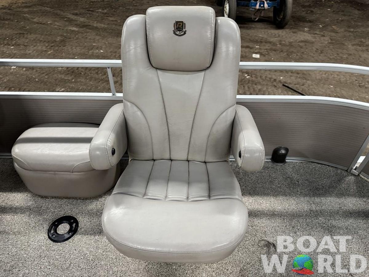 Used 2007 Premier Legend 250 Pontoon