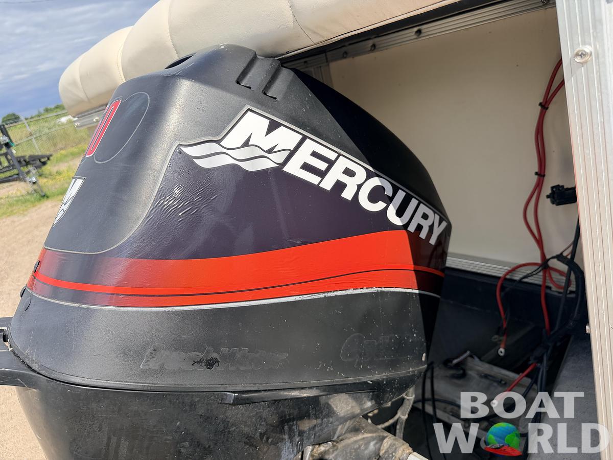 Used 2000 Bennington 2275 LX & 50HP Mercury 4Stroke -$12,995
