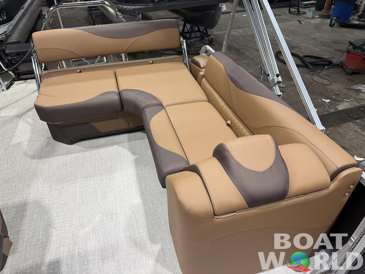 2026 Tahoe Pontoons LTZ 2185 Cruise Rear Bench (CRB) 