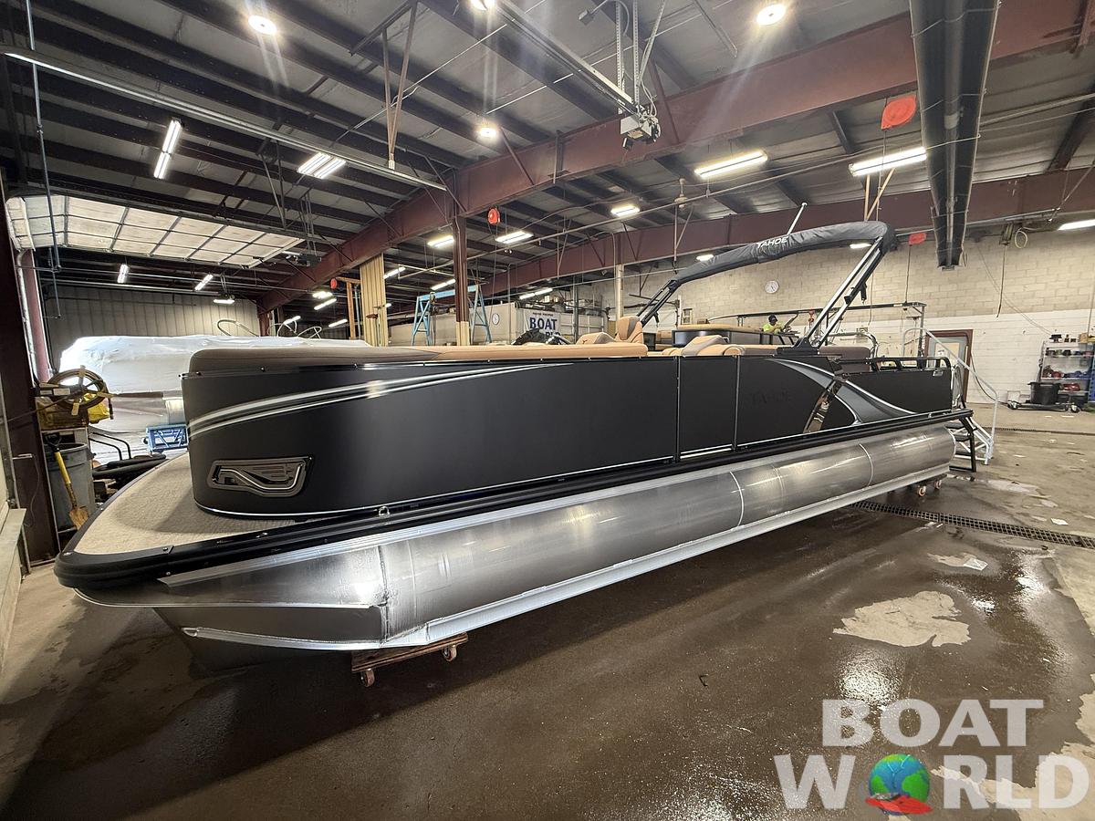 2027 Tahoe LTZ 2585 Elite Cruise Tritoon 300HP $69995