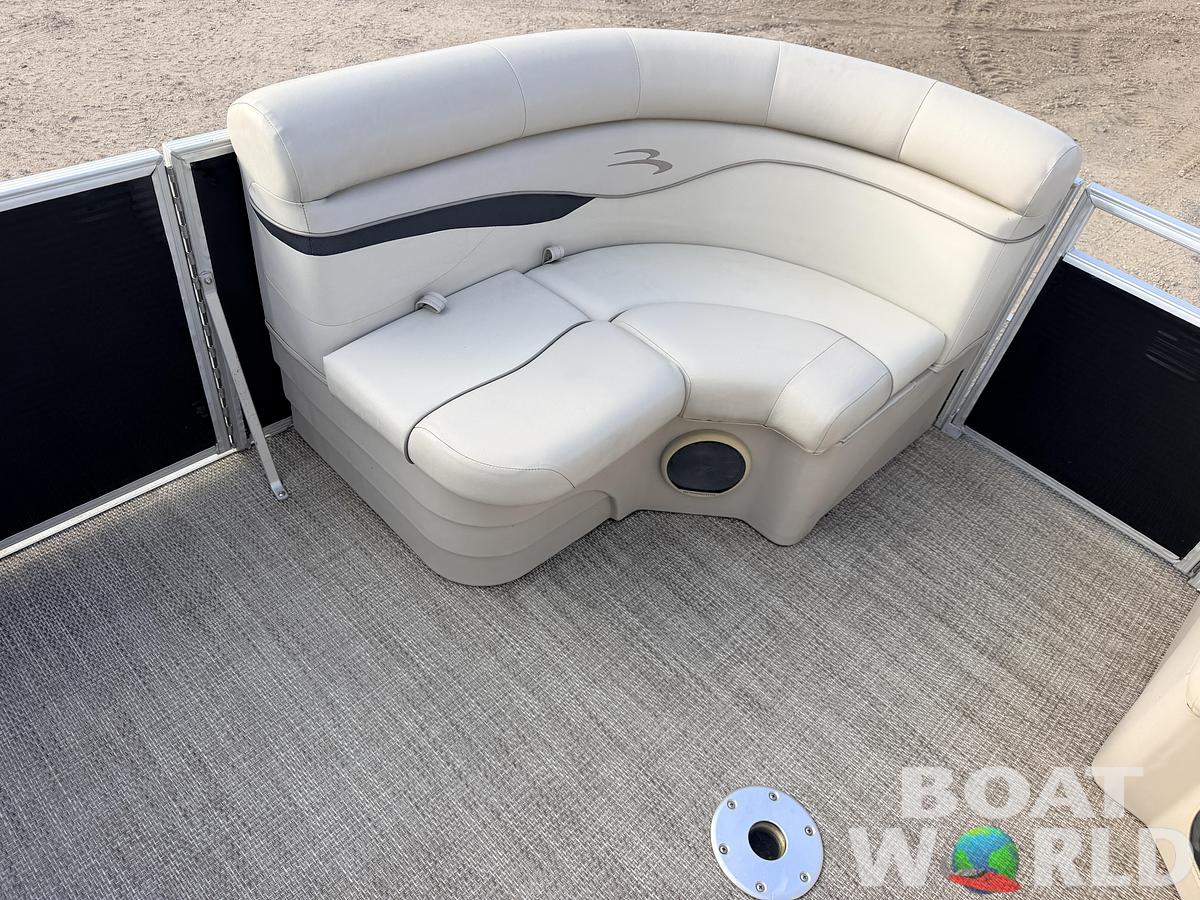 Used 2018 Bennington 20 SSRX & 50HP Yamaha 4 Stroke -$24,995