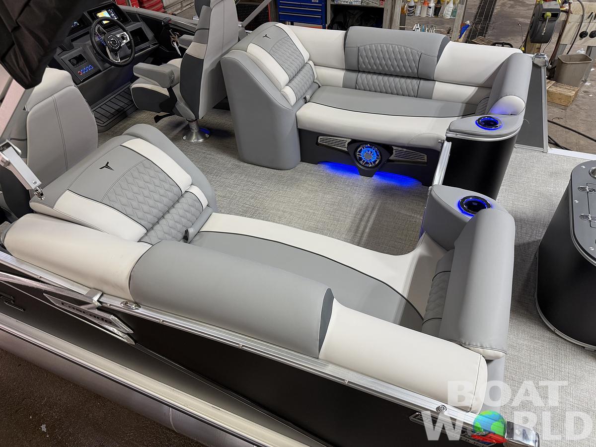 2025 Tahoe Pontoons Cascade 2385 Quad Lounge & Honda 4-Stroke EFI