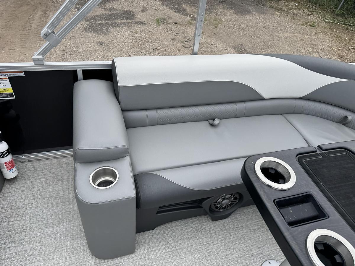 Used 2023 Tahoe Pontoons LTZ 2385 Elite Cruise & Honda 115HP 4-Stroke EFI