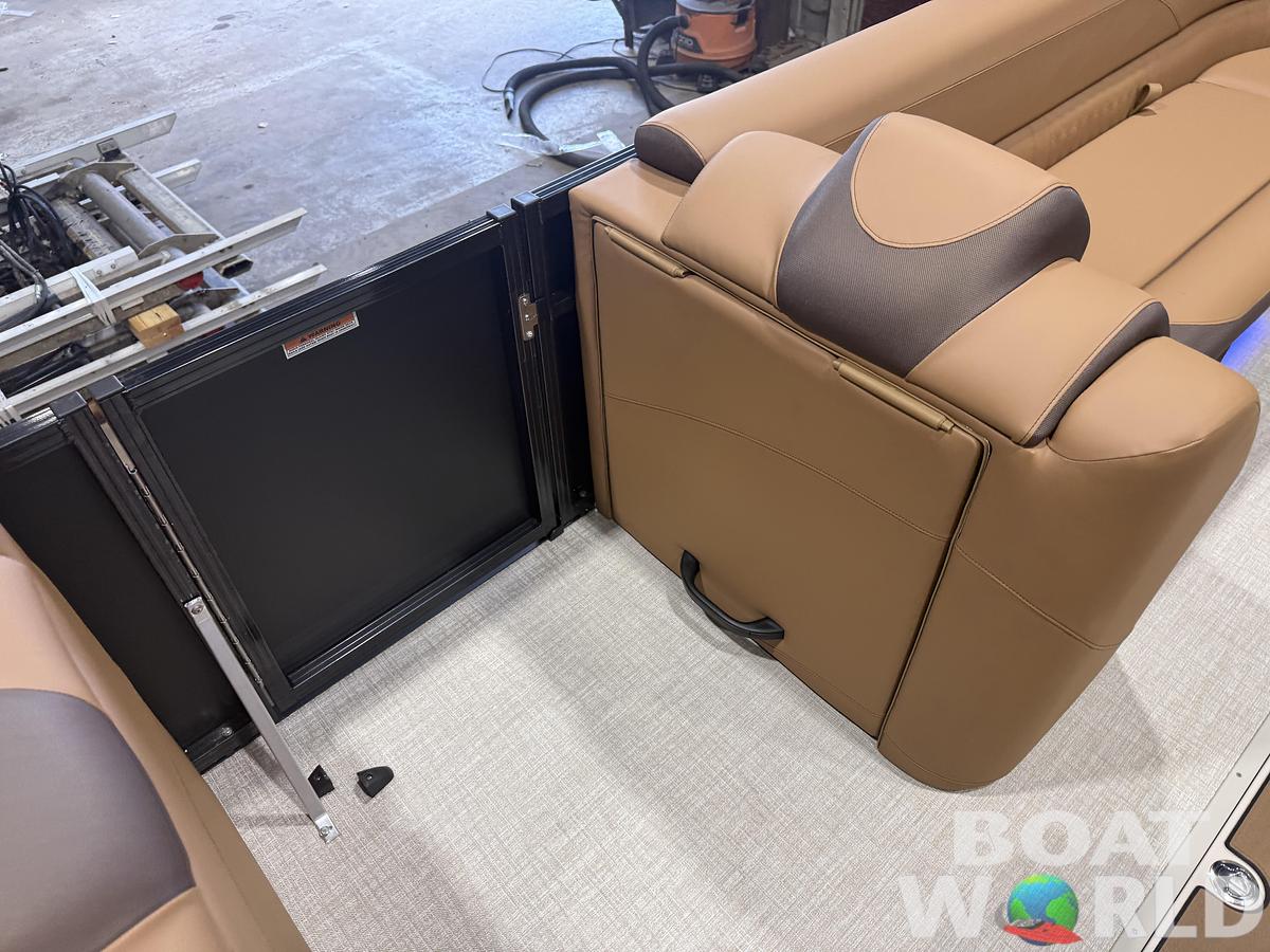 2027 Tahoe LTZ 300HP VRB 2585 Swingback Tritoon $74,995