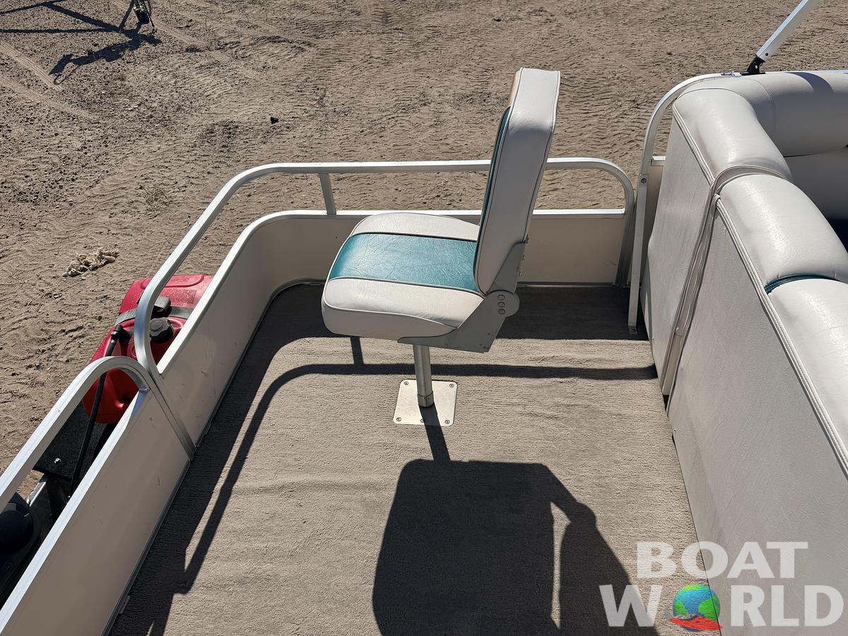 Used 2006 Elete 2021 Party Fish & 50HP Yamaha - $9,995