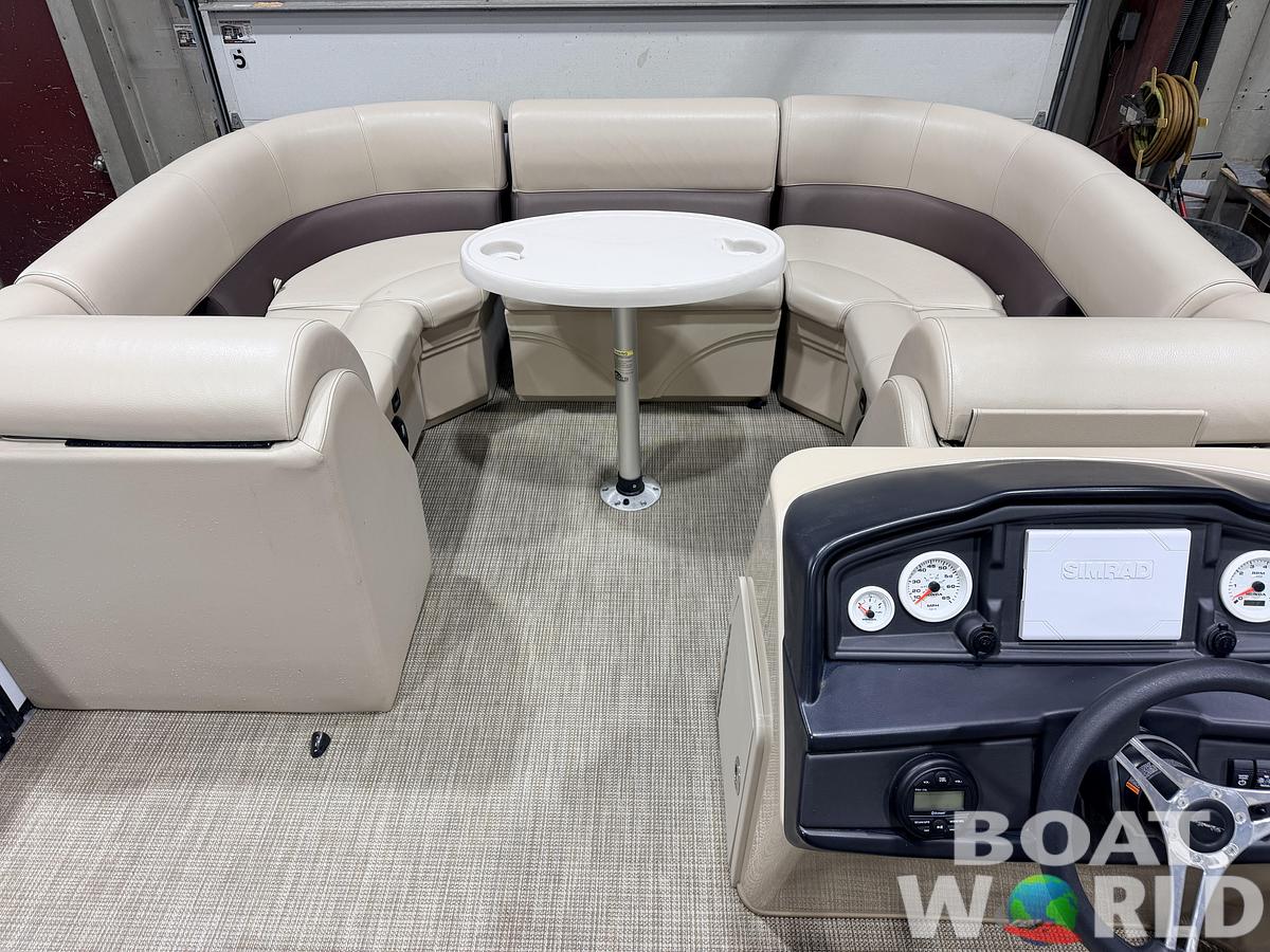 Used 2022 Bentley Pontoons Legacy 200 Navigator Quad Lounge & 100HP Honda 4Stroke -$34,995