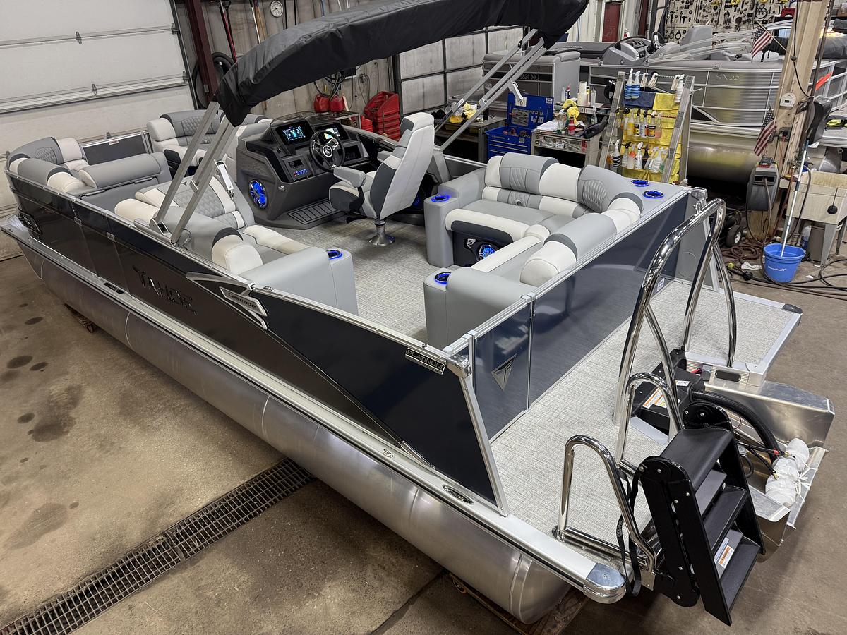 2025 Tahoe Pontoons Cascade 2385 Elite Tritoon & Honda 225HP 4-Stroke EFI