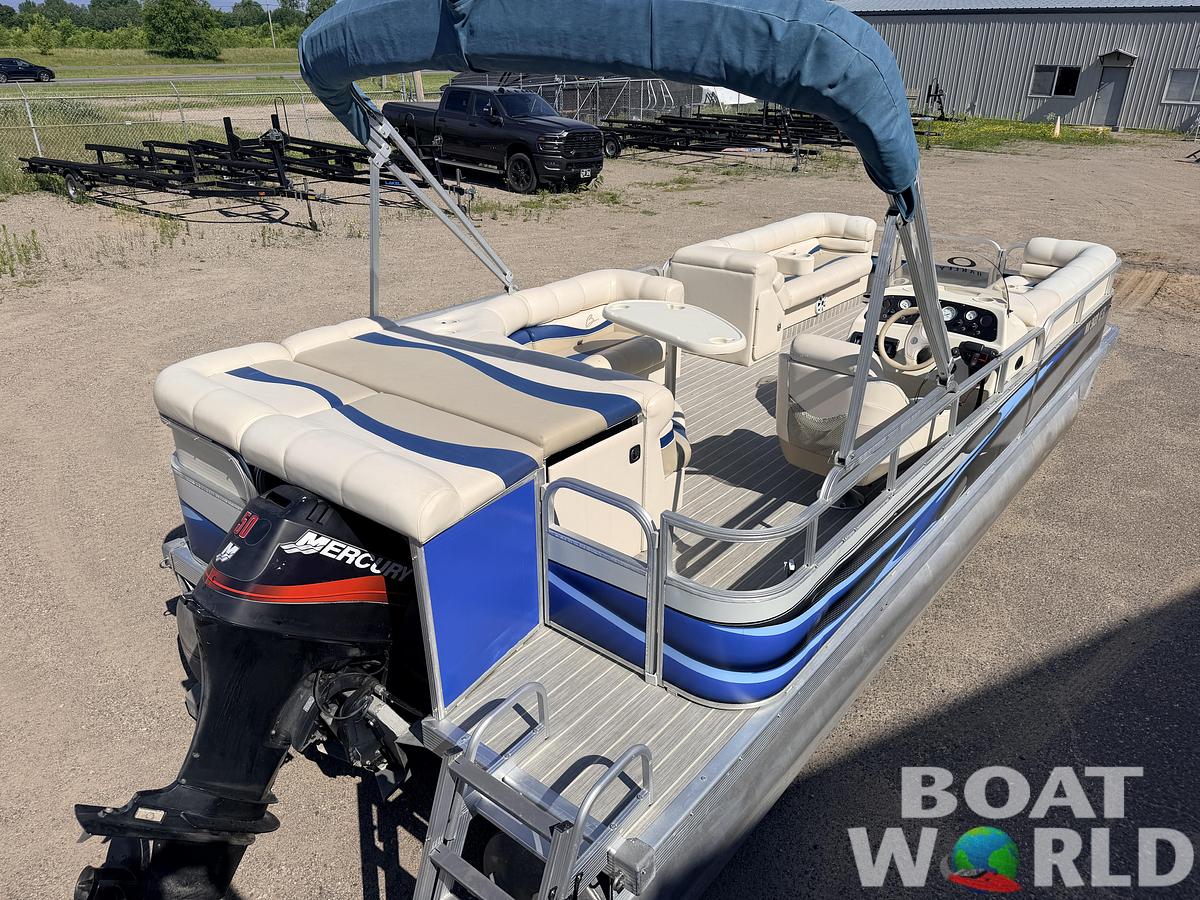 Used 2000 Bennington 2275 LX & 50HP Mercury 4Stroke -$12,995