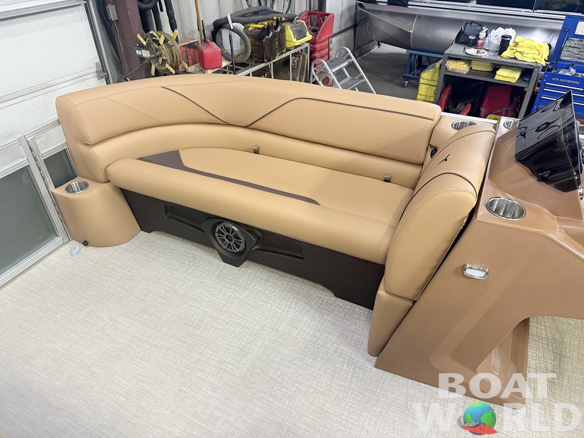 2026 Tahoe Pontoons Sport 2385 Swingback (VRB) & Honda 4-Stroke EFI