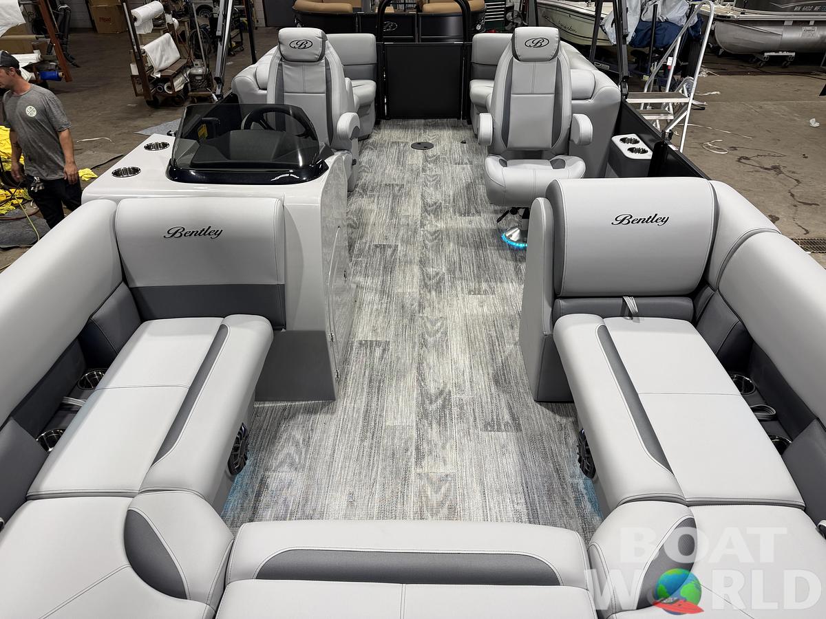 2027 Bentley Legacy 220 Navigator Quad Lounge Pontoon $42995