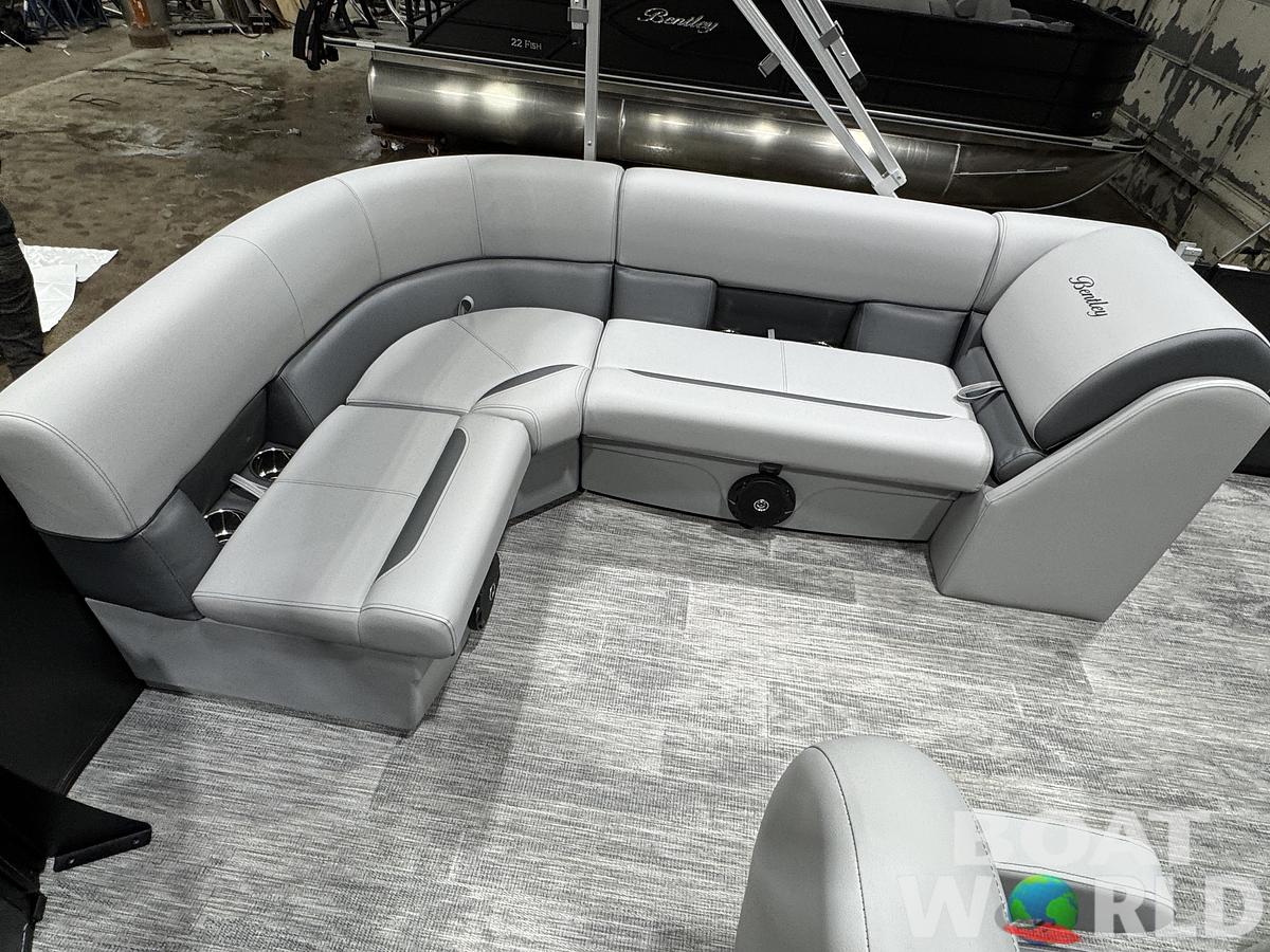 2026 Bentley Pontoons 200 LE Cruise 