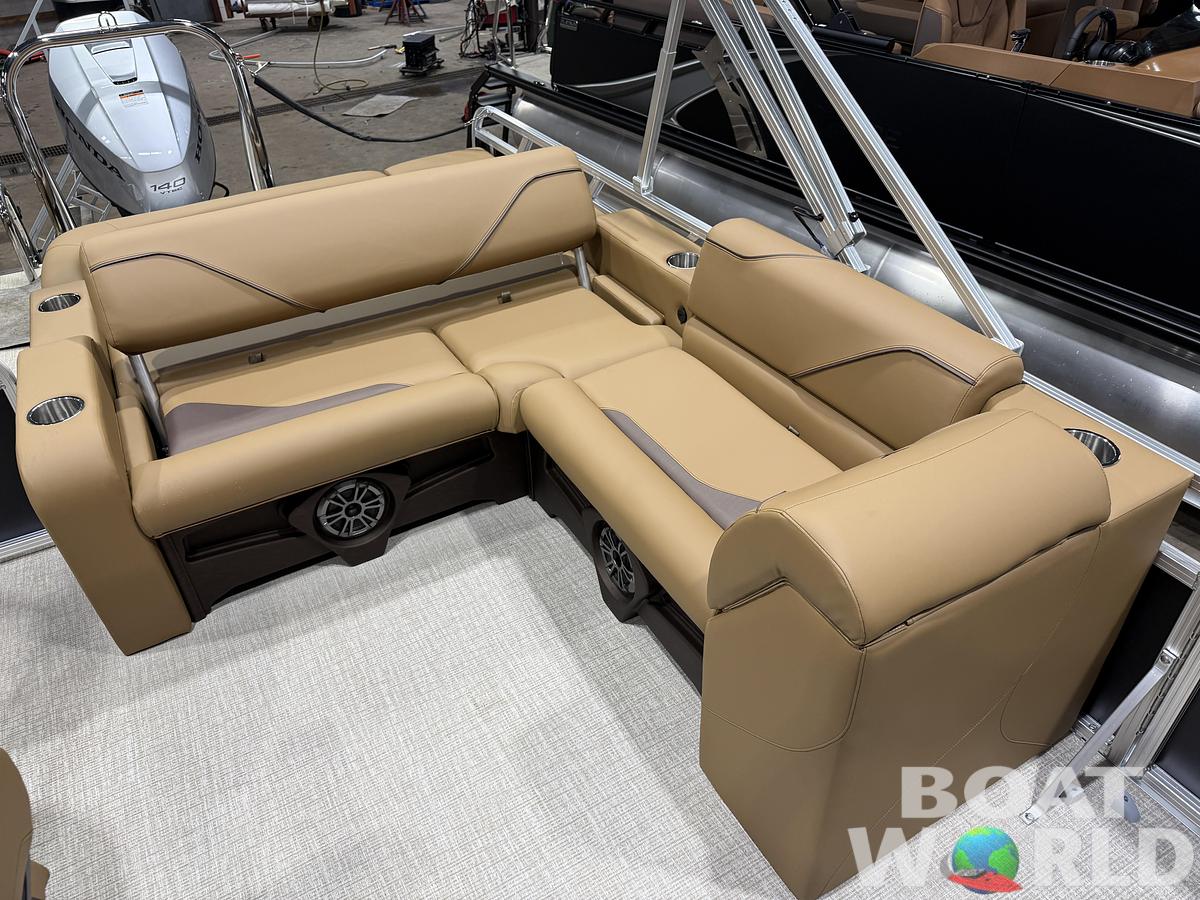 2027 Tahoe Sport VRB 2385 Swingback & 140HP $41995