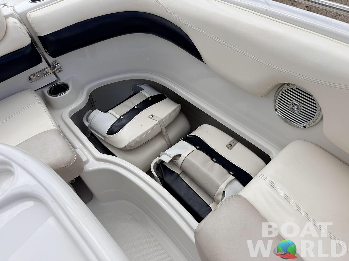 Used 2011 Tahoe 215 Xi Deck Boat & 220HP Mercruiser V8 -$17,995