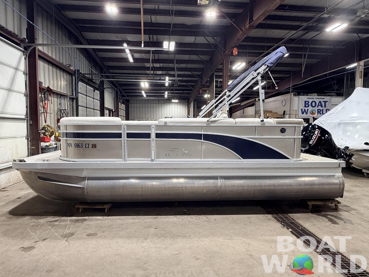 Used 2018 Bennington 20 SLX Pontoon