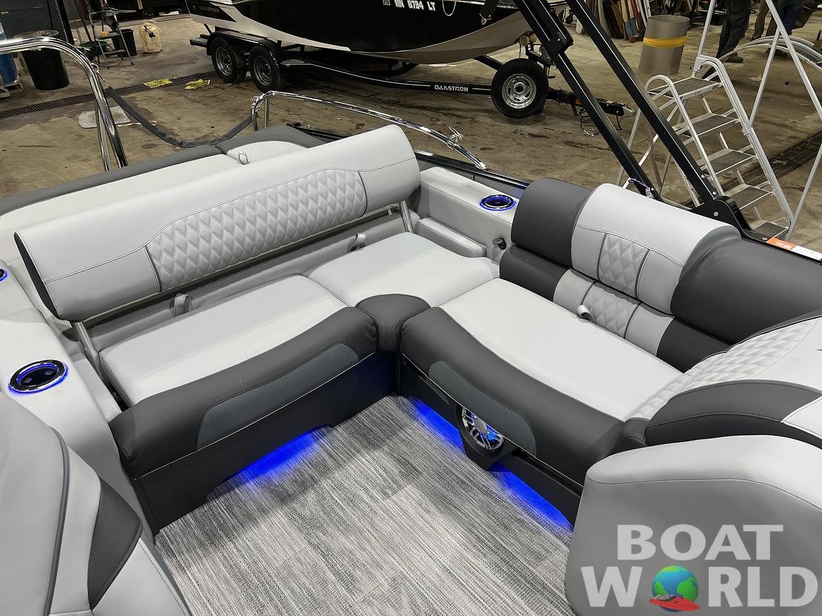 2026 Tahoe Pontoons Cascade 2385 Swingback (VRB) Tritoon