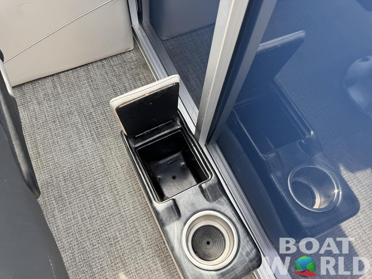 Used 2023 Avalon LSZ 2385 QL Tritoon Pontoon