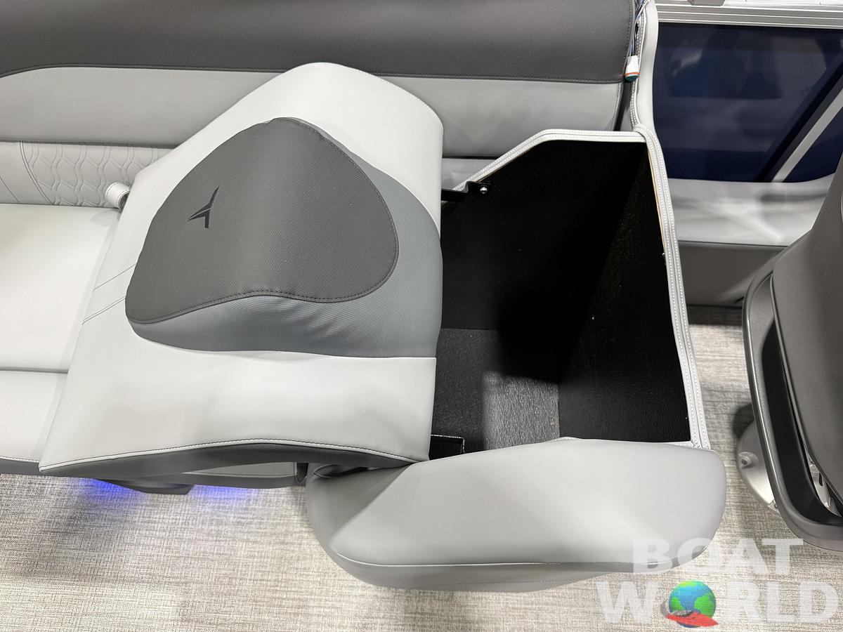 2026 Tahoe Pontoons LTZ 2385 Quad Lounge Tritoon