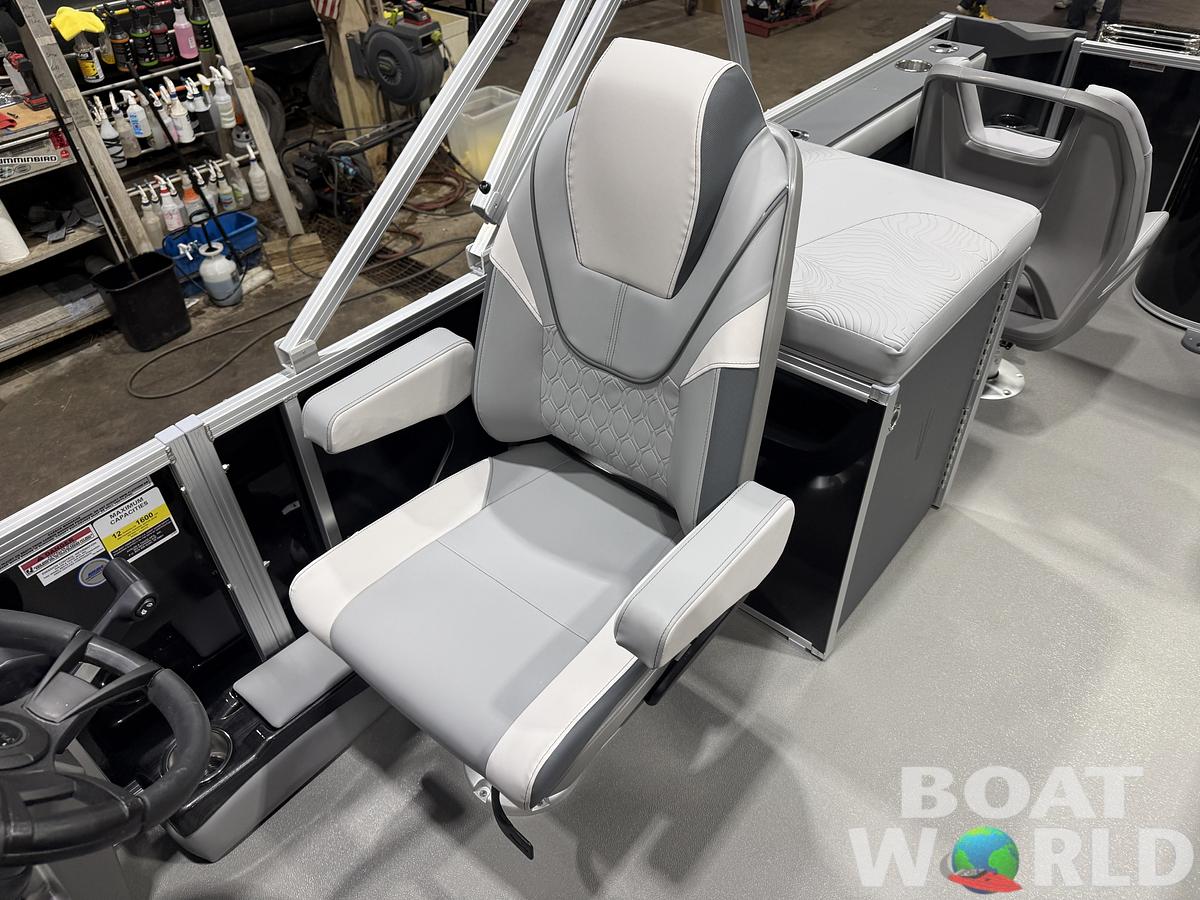 2026 Tahoe Pontoons GEOfish 2385 Rear Fish Tritoon 