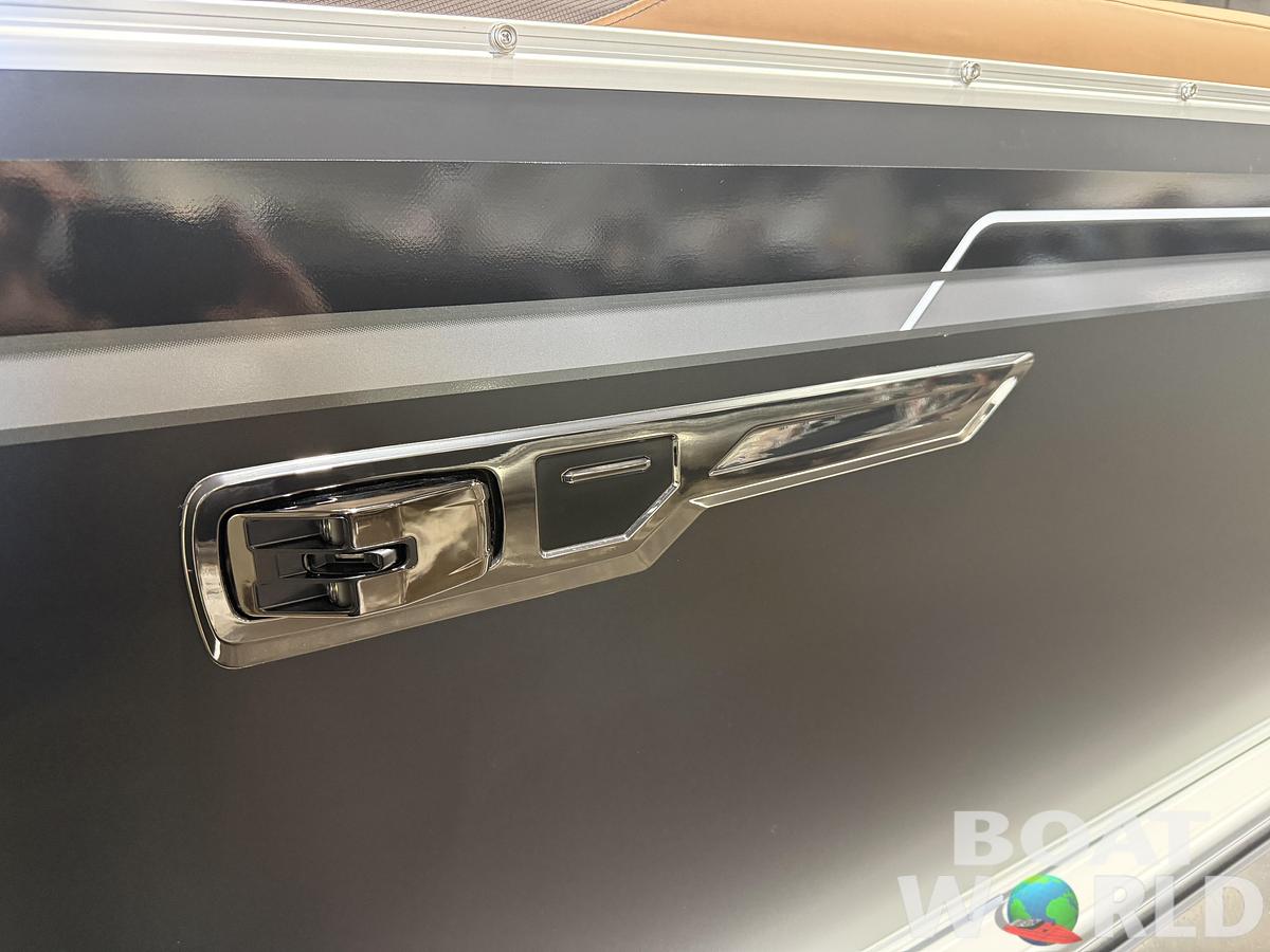 2027 Tahoe LTZ VRL 2385 Swingback Tritoon $53995