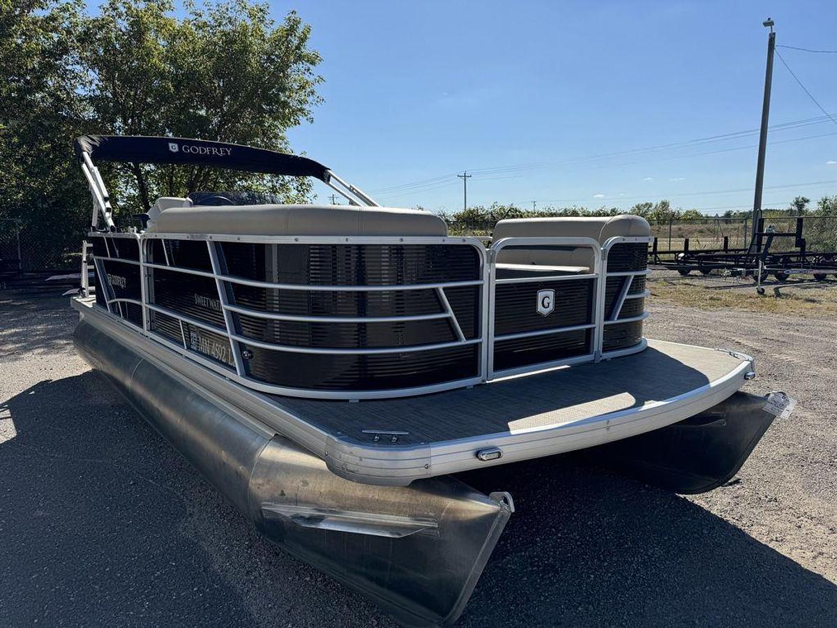 Used 2020 Sweetwater SW 2086 Cruise Pontoon with 70HP Yamaha 4-S EFI