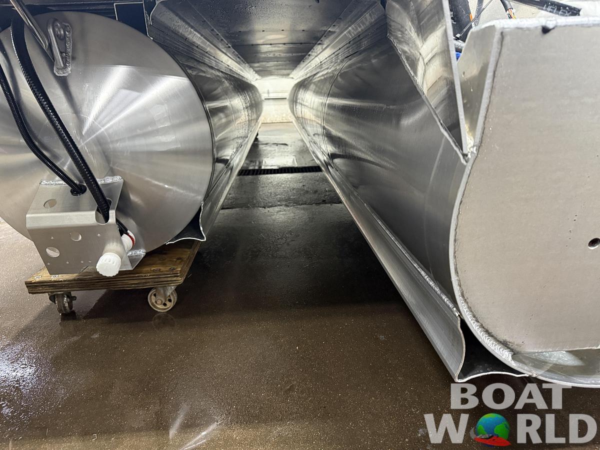 2026 Tahoe Pontoons GEOfish 2385 Rear Fish Tritoon 