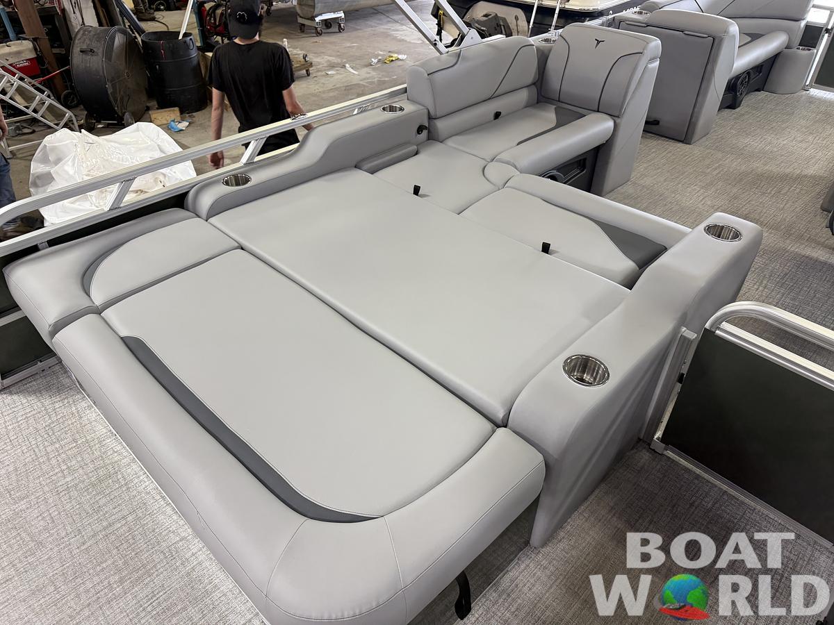 2026 Tahoe Pontoons Sport 2385 Swingback (VRB) & Honda 4-Stroke EFI