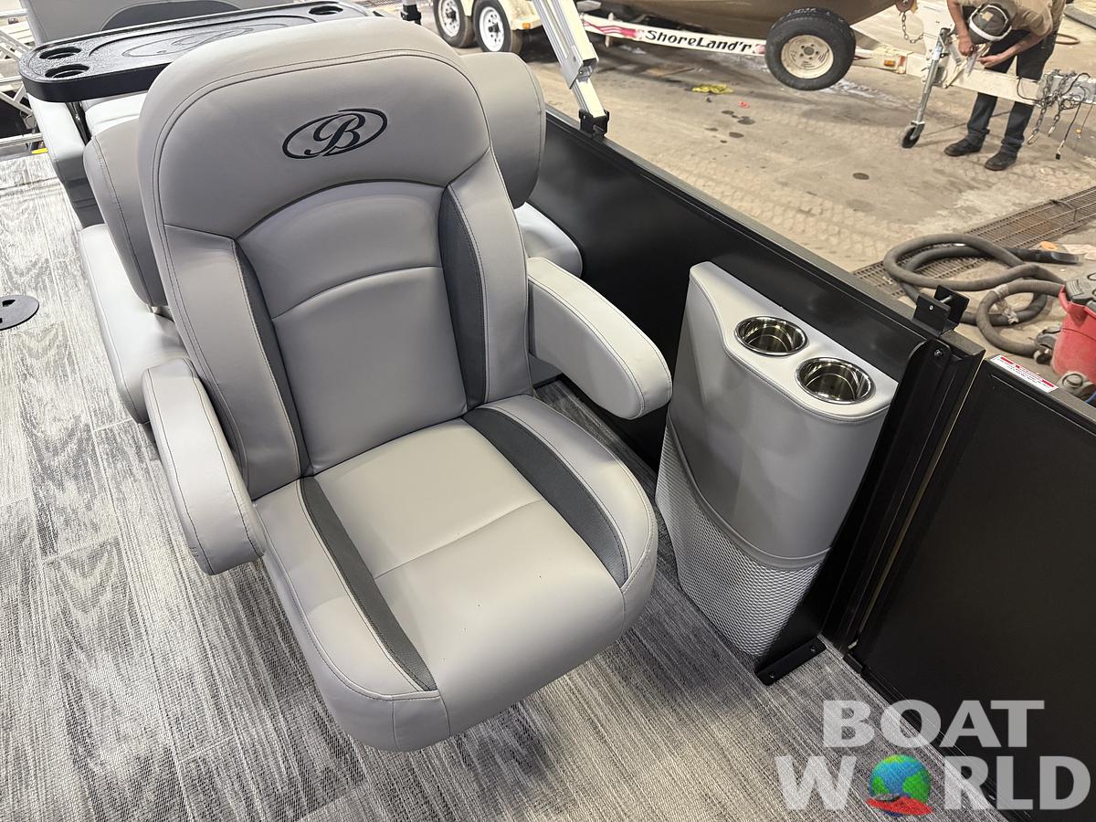 2026 Bentley Pontoons Legacy 220 QSB Swingback & 4-Stroke EFI