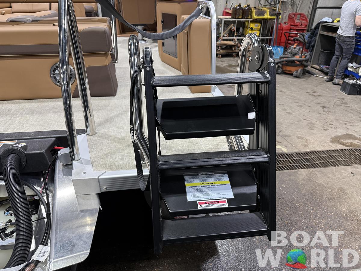 2026 Tahoe Pontoons LTZ 2385 (CRB) Cruise Rear Bench Tritoon 