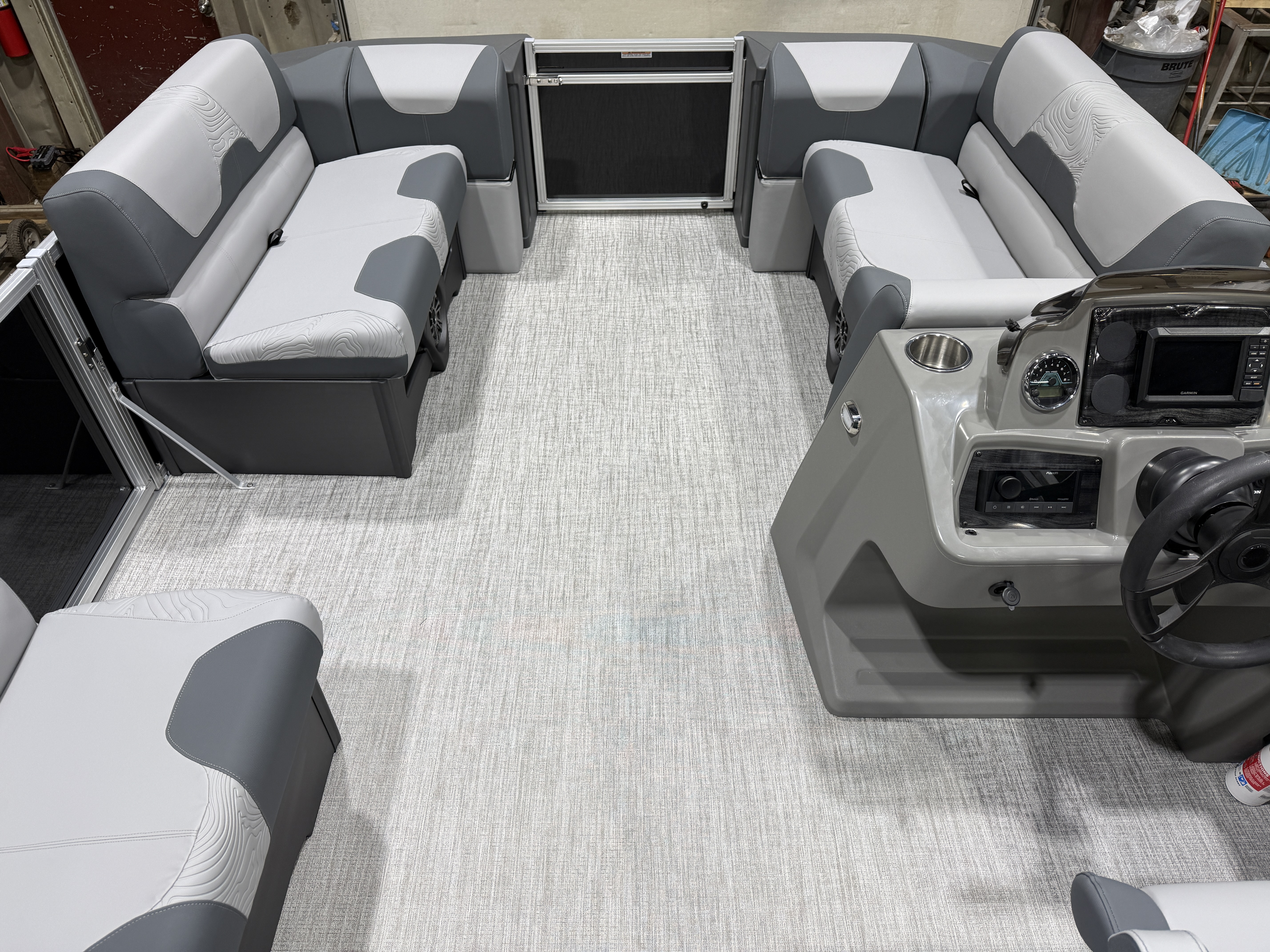 2026 Tahoe Pontoons GEOfish 2385 Rear Fish 