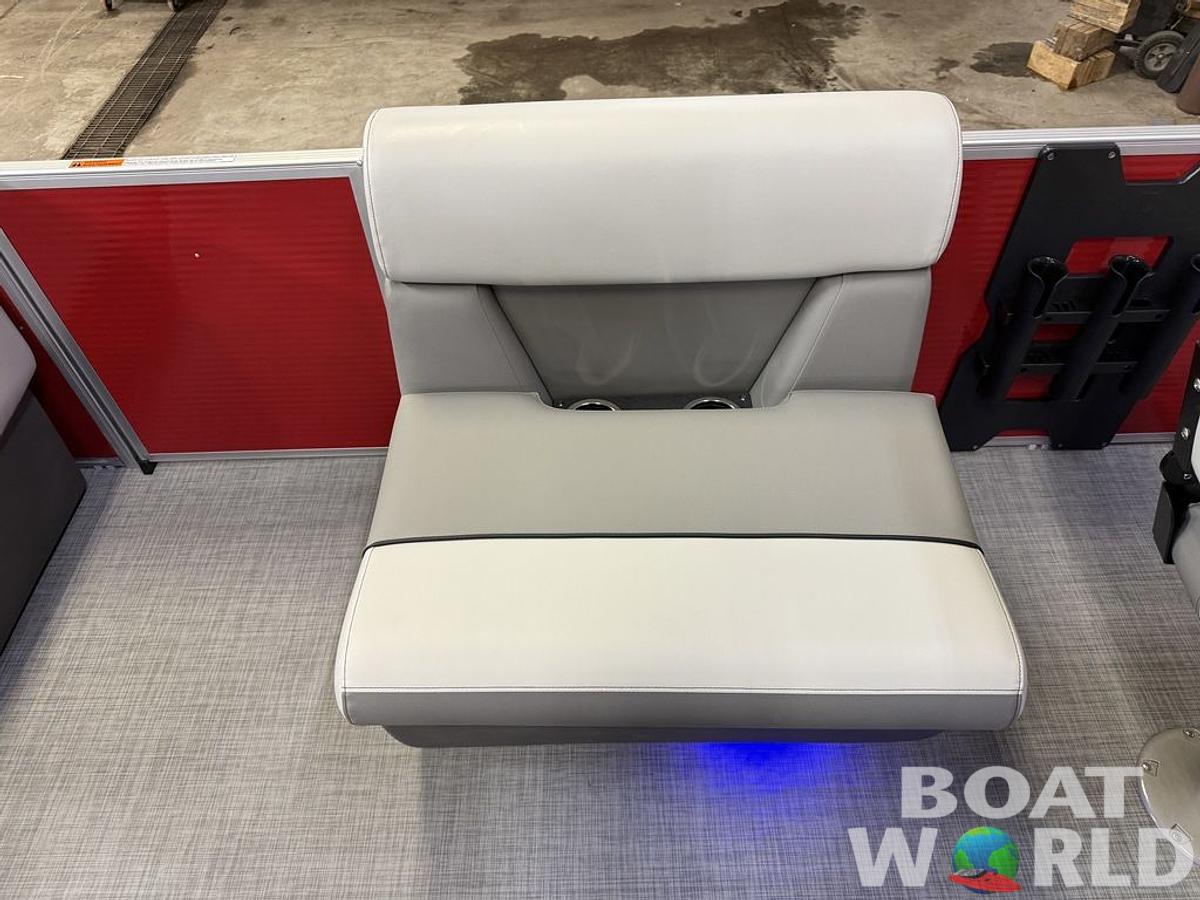 2025 Princecraft 21 Sportfisher 2-S Pontoon & Mercury 4-Stroke EFI