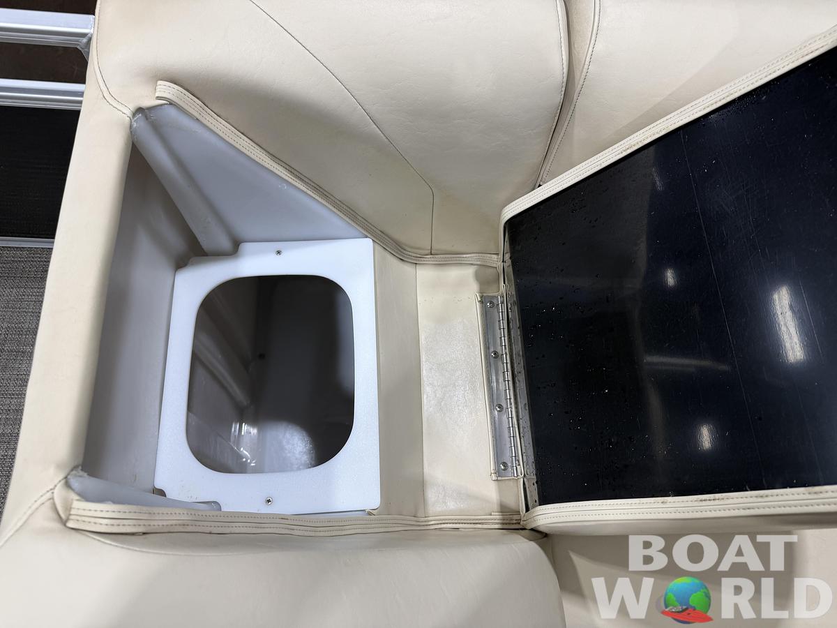 Used 2016 Aqua Patio 20' Cruise Pontoon & 90HP