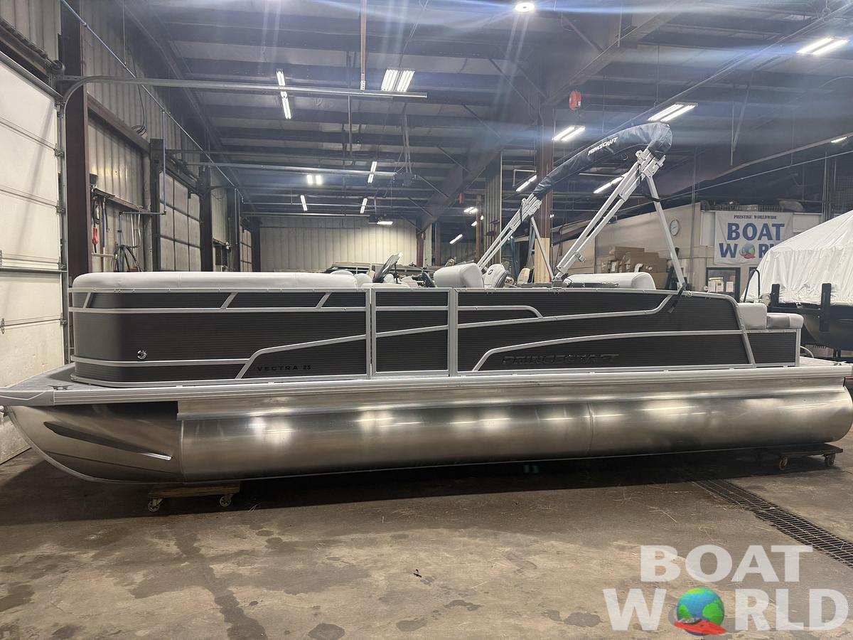 2026 Princecraft Vectra 23 RL Dinette Swingback Pontoon