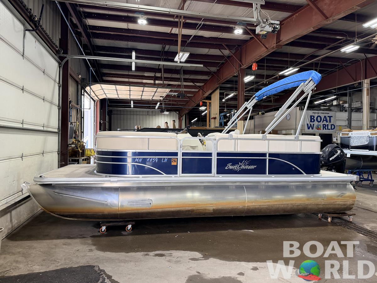 Used 2015 SunChaser 8520 Classic Cruise & 30HP Mercury 4Stroke EFI -$14,995