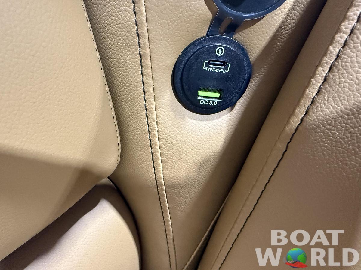 2026 Tahoe Pontoons Sport 2180 Swingback (VRB)