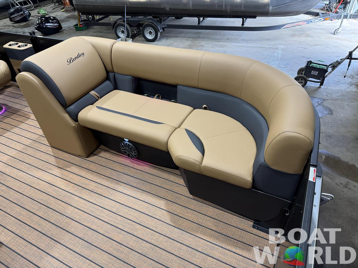 2027 Bentley Legacy 220 QSB Swingback $46995
