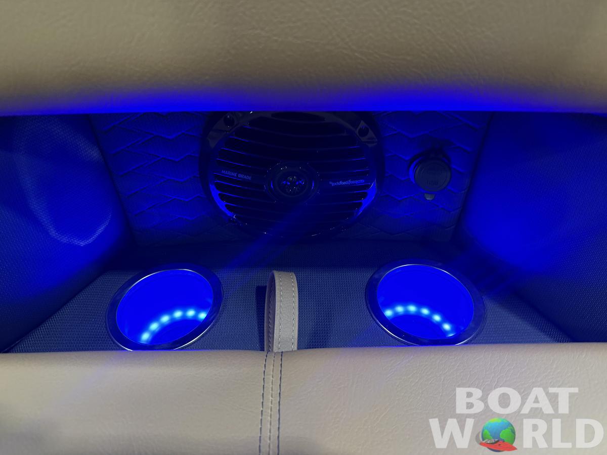 2026 Bentley Elite 223 Admiral Quad Lounge Tritoon $63995