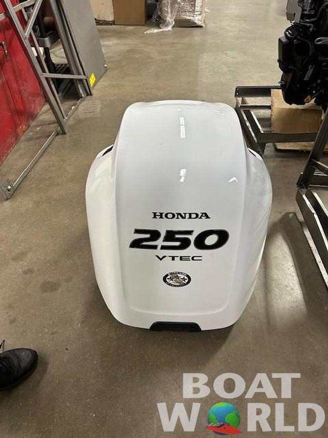 2025 Honda 250HP 4-Stroke EFI 25" XL *New*