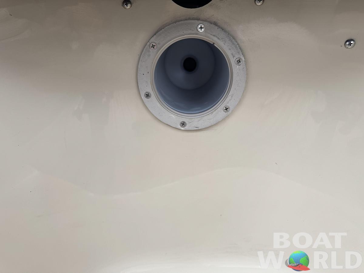 Used 2018 Sylvan Mirage 820 Cruise