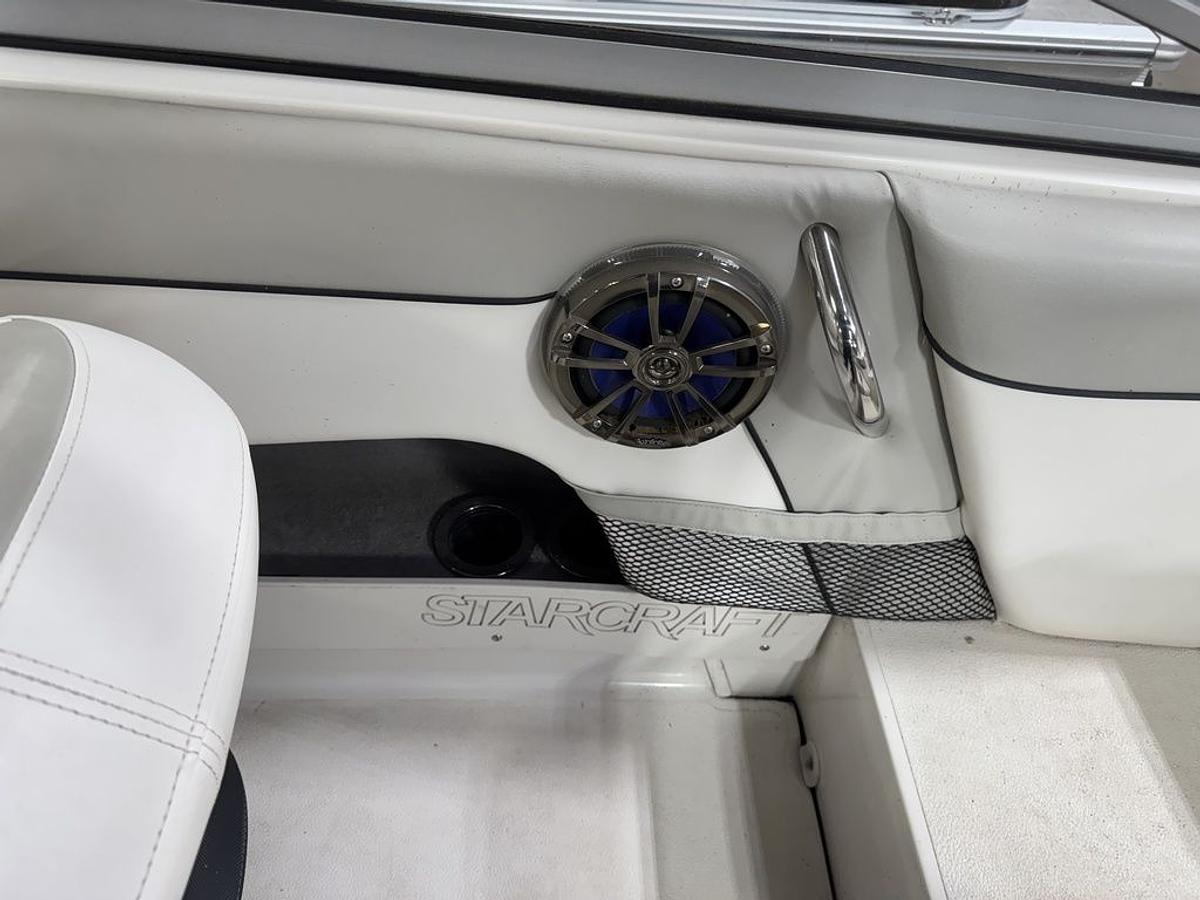 Used 2015 Starcraft Marine Runabout Limited IO 1918 RE I/O