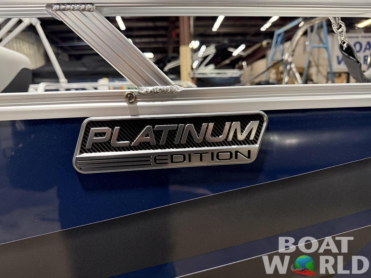 2026 Tahoe Sport VRB 2385 Swingback & 4-Stroke $34995