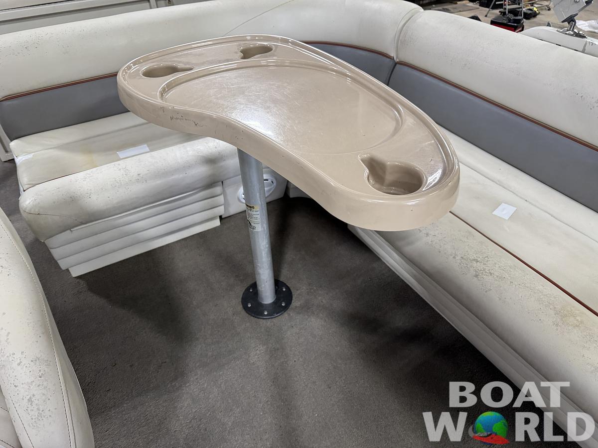 Used 2006 Crestliner  2085 Sport Classic Pontoon