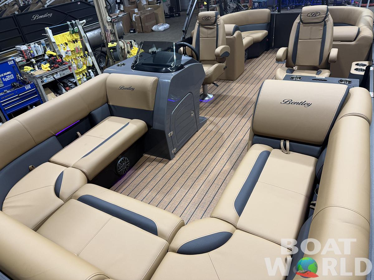 2027 Bentley Legacy 220 Navigator Quad Lounge Pontoon $43995