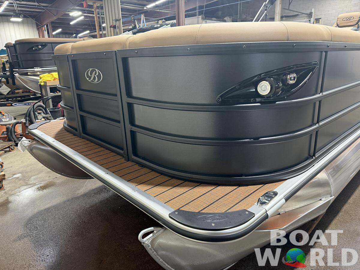 2027 Bentley Legacy 220 Navigator Quad Lounge Pontoon $43995