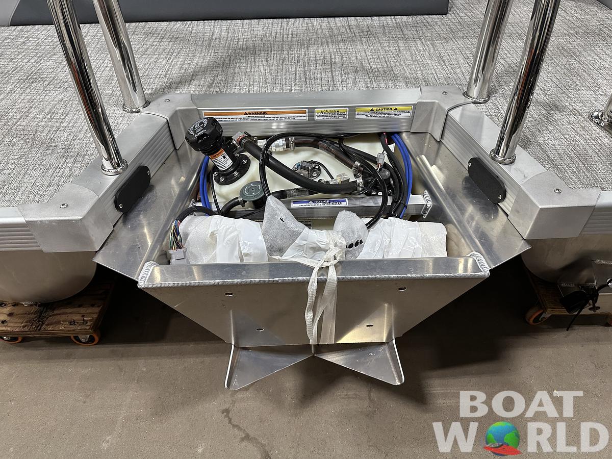 2025 Tahoe Pontoons Cascade 2385 Cruise Rear Bench (CRB) & Honda 4-Stroke EFI